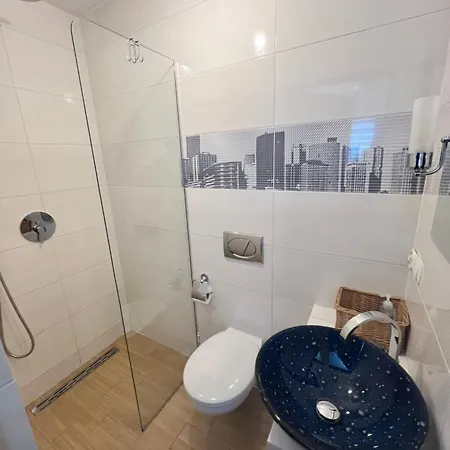 Angelika Πανσιόν 4*