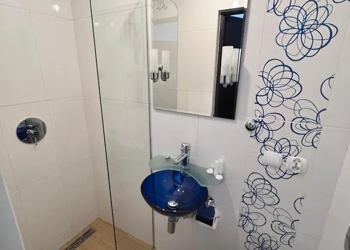 Angelika 招待所 斯瓦热沃